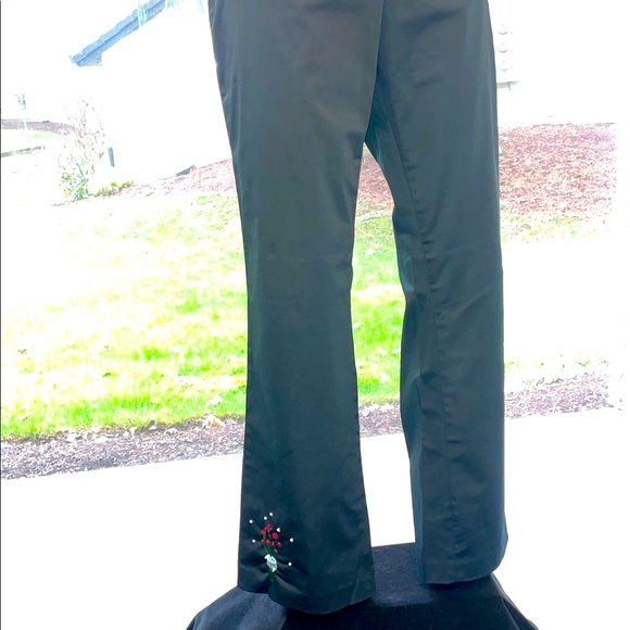 Old Navy Pants - Women’s UPCYCLED HAND CRAFTED & EMBELLISHED NWOT OLD NAVY COLLECTION Pants Sz 16